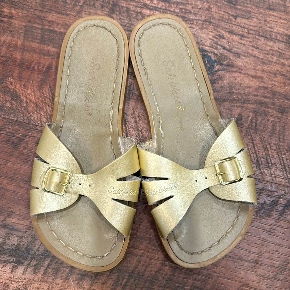 Salt Water girls slide Sandals, gold size 2